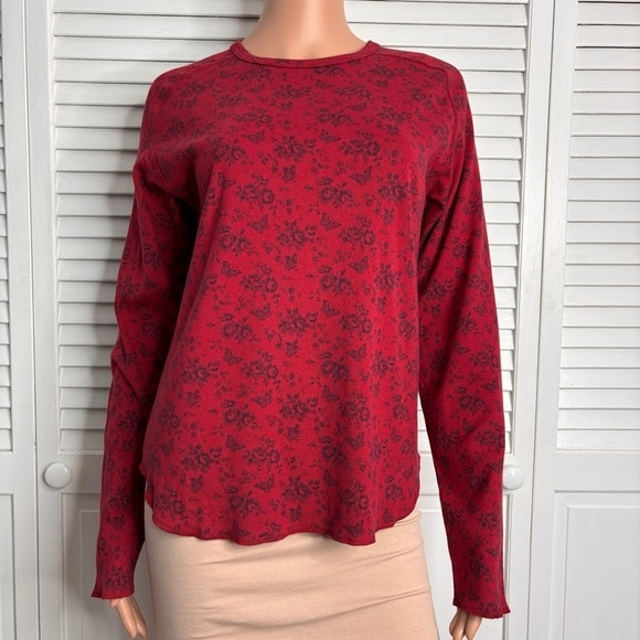 2/$50 GAP Red Floral Sweater Size XL - Picture 1 of 7